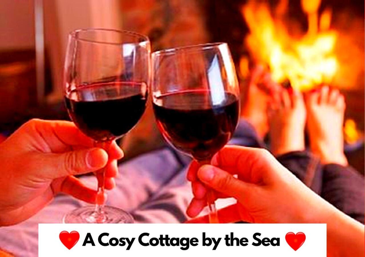 Romantic Lakeside Cottage By The Beach! With Super Cosy Log Burner! The Perfect Escape To Your Home From Home By The Sea! So Relaxing - You Won'T Want To Leave! Pet Friendly! Mablethorpe Eksteriør bilde